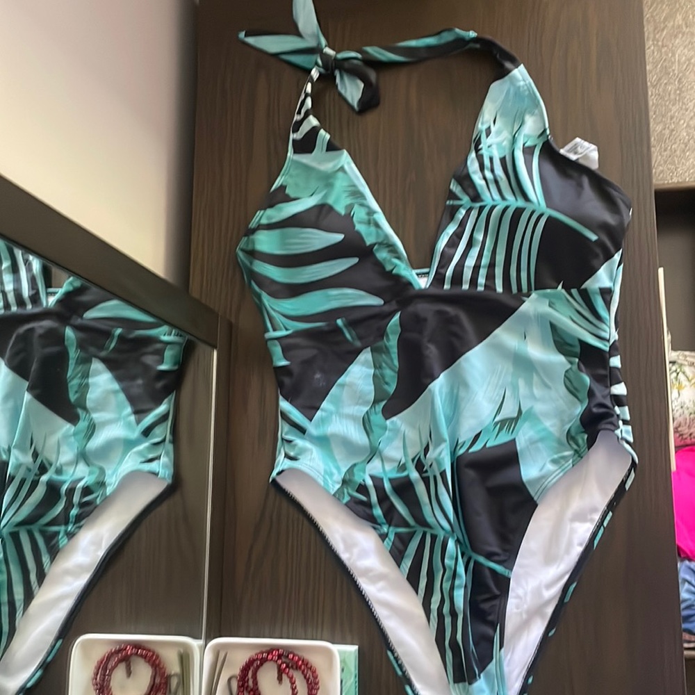 Brand new never worn bathing suit and sarong